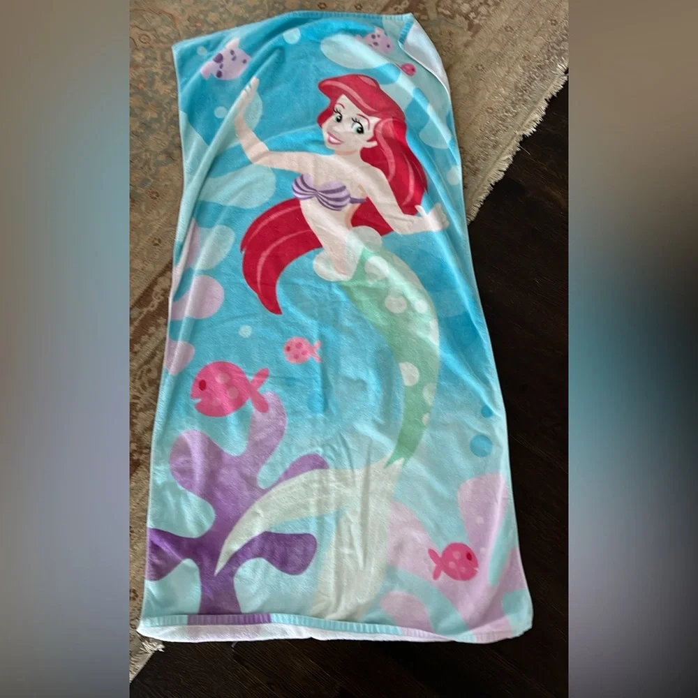 Vintage Little Mermaid Ariel Beach Bath Towel